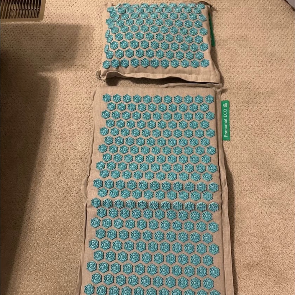 Eco Acupressure Mat and Pillow Set in Beige and Teal